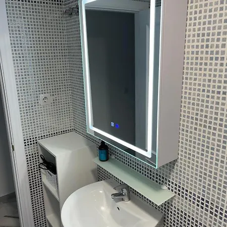 Bay Terraza24 Apartment